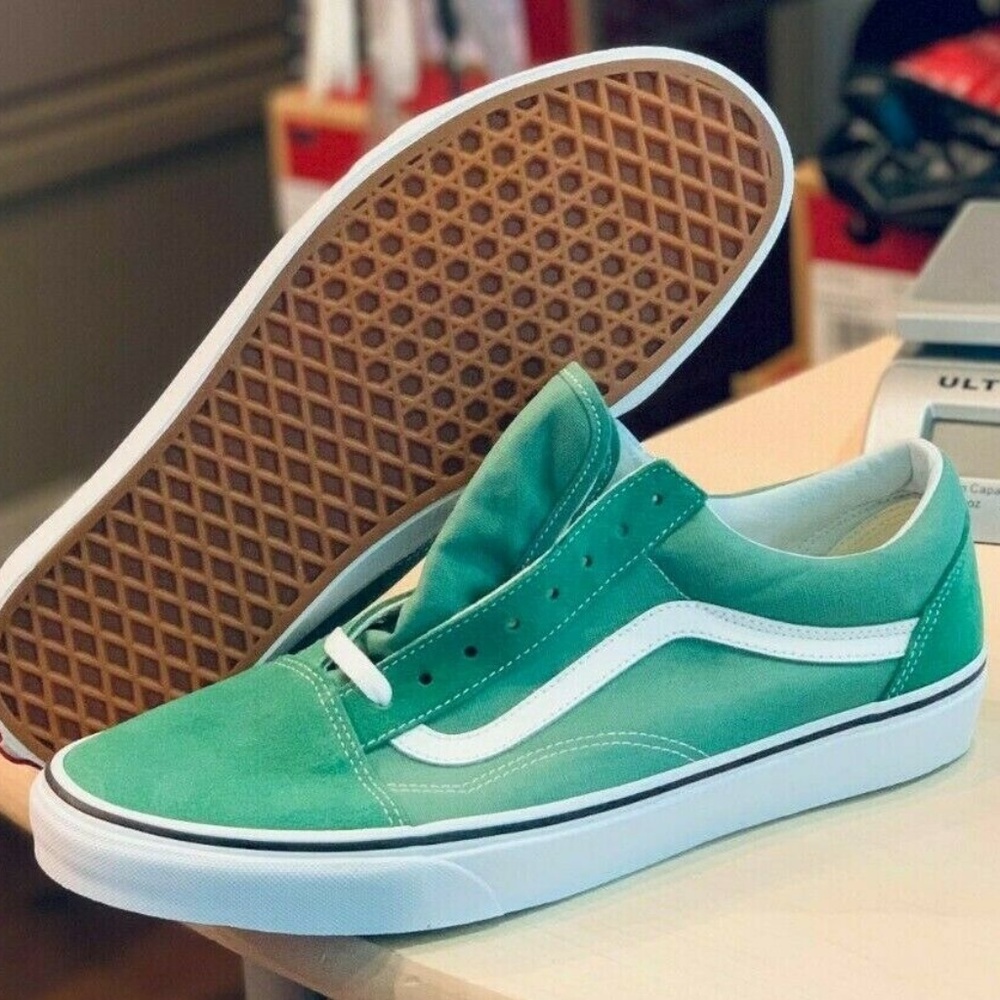 Vans OLD SKOOL Skate Shoes WOMENS Deep Grass Green - Picture 3 of 8